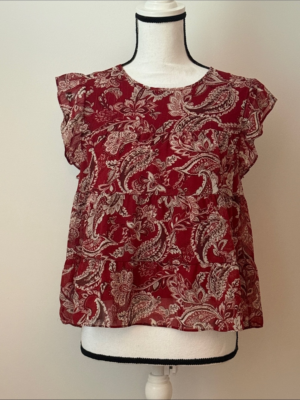 Francesca’s Mi Ami Women’s Paisley Ruffle Sleeve Blouse